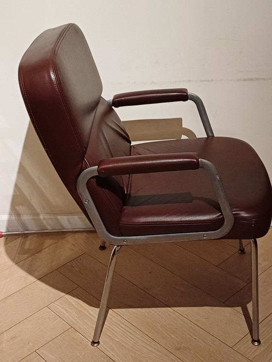 Image 1 of 2x Artifort chair