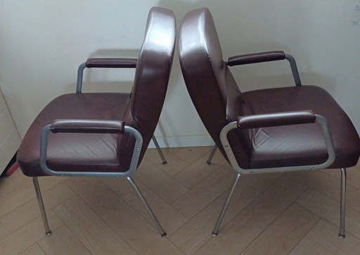 2x Artifort chair