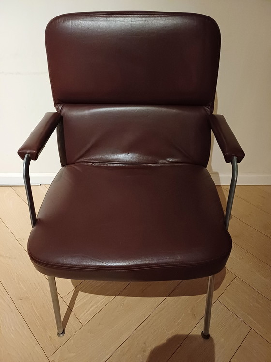 Image 1 of 2x Artifort chair