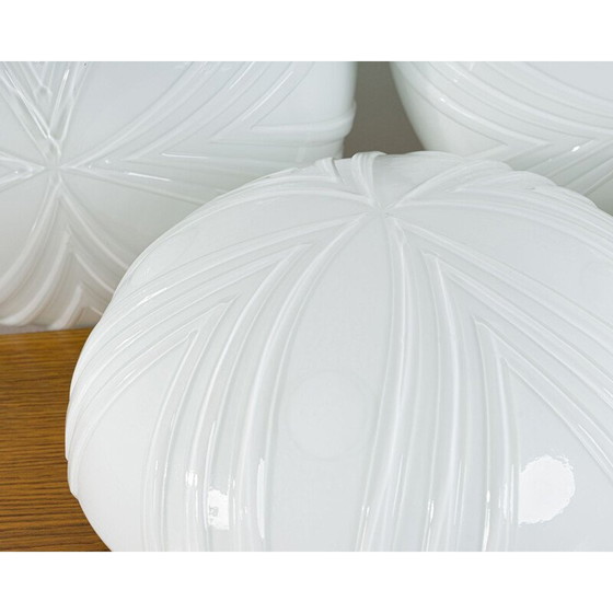 Image 1 of Lampada da parete vintage in vetro bianco di Napako, Cecoslovacchia, 1970