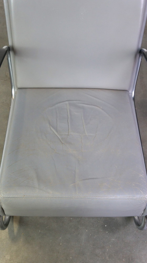 Image 1 of Fauteuil vintage bauhaus en cuir de vachette gris