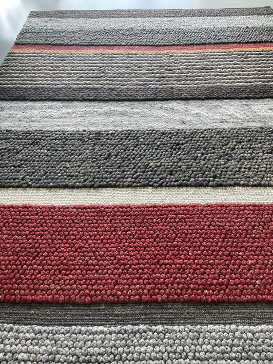 Image 1 of Tapis en laine tissé à la main Perletta