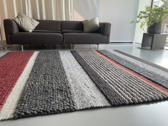 Image 1 of Tapis en laine tissé à la main Perletta