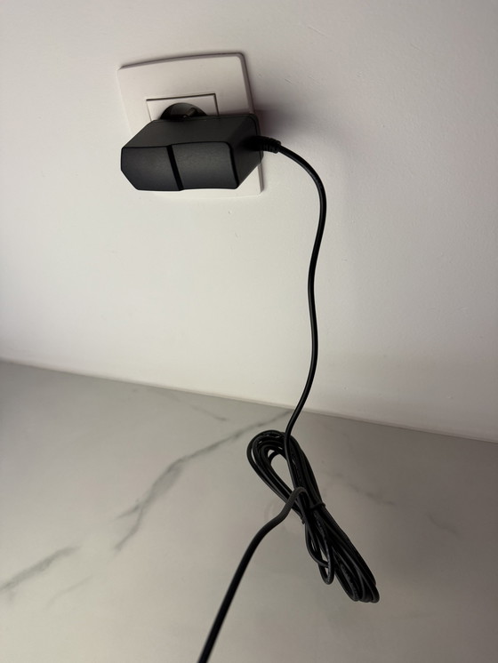 Image 1 of Foto de Dolce &amp; Gabbana en marco iluminado