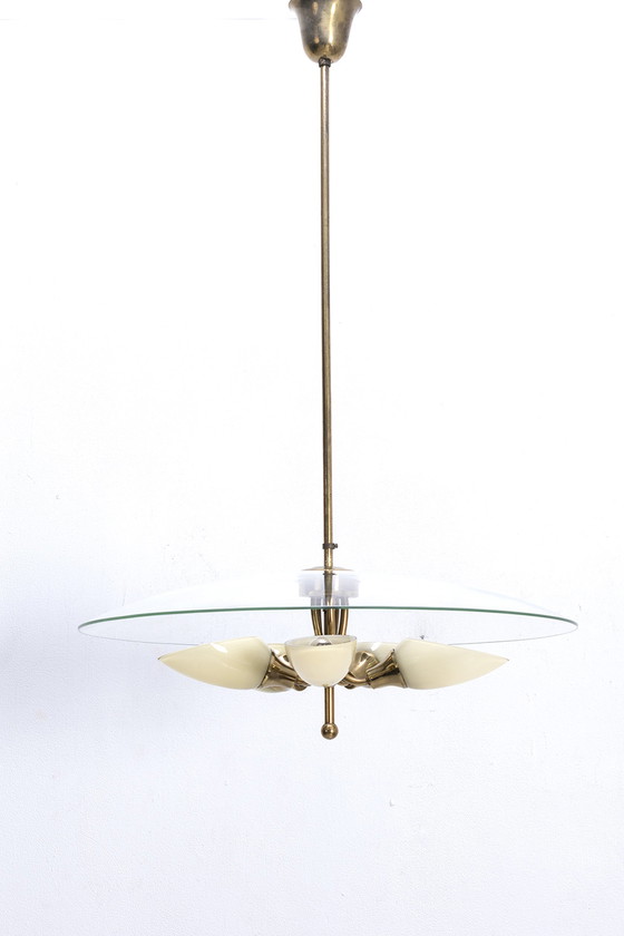 Image 1 of Lampe suspendue italienne en laiton des années 1950