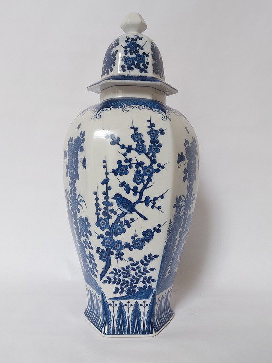 Image 1 of Chinese Vase