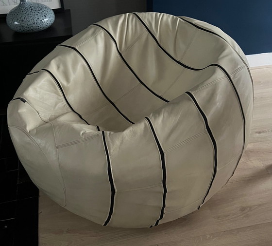 Image 1 of Leolux 'Adams Temptation' beanbag by Edwin Niekel Taco Regtin