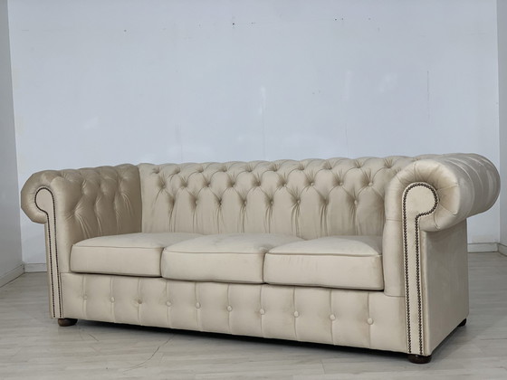 Image 1 of English chesterfield sofa canapé 3 places style vintage colonial