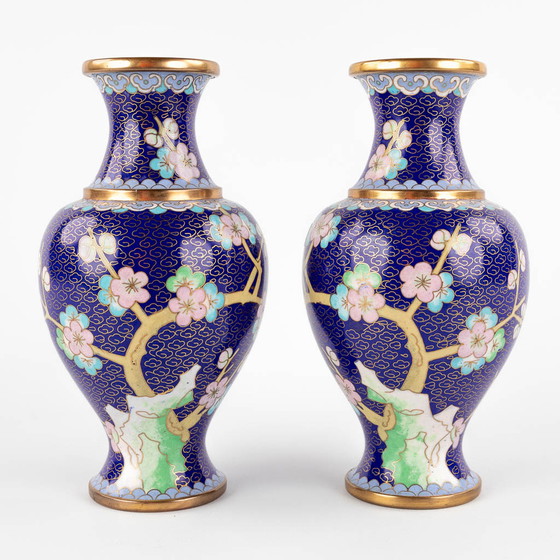 Image 1 of 2x Cloisonné bronze vases