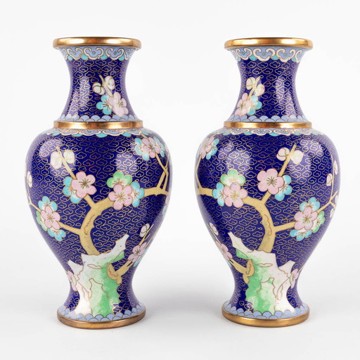 2x Cloisonné bronze vases