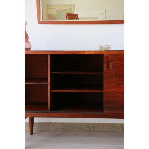 Vintage model 20 sideboard in rosewood by Niels Otto Moller for J.L. Mollers, Denmark 1960
