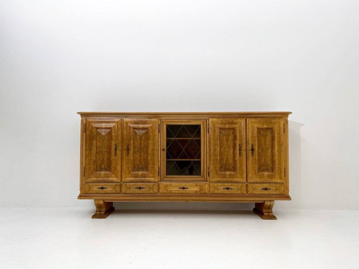 Solid oak buffet from Horgenglarus