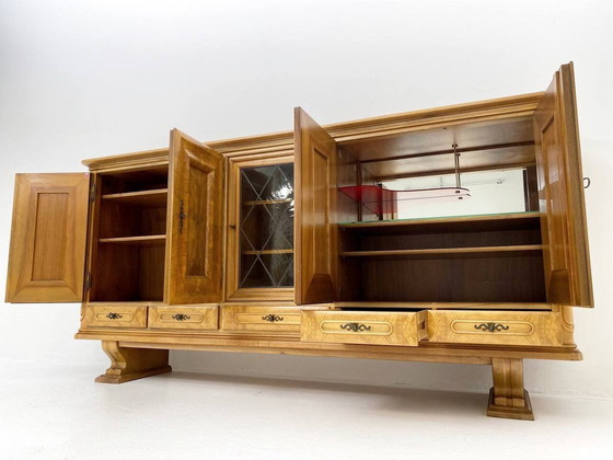 Image 1 of Solid oak buffet from Horgenglarus