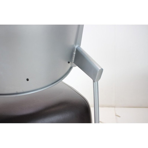 Pair of vintage "Oskar" armchairs in leather and metal by Harri Korho for Inno, Finland 1990