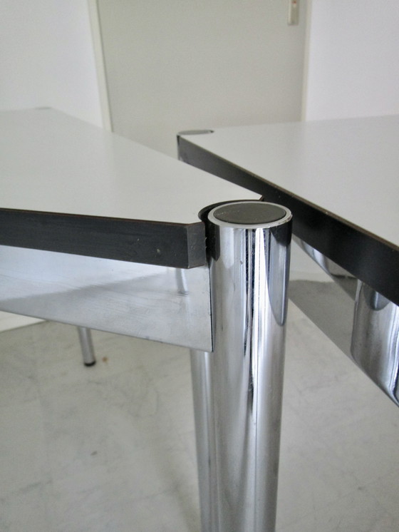 Image 1 of 3x Table triangulaire vintage