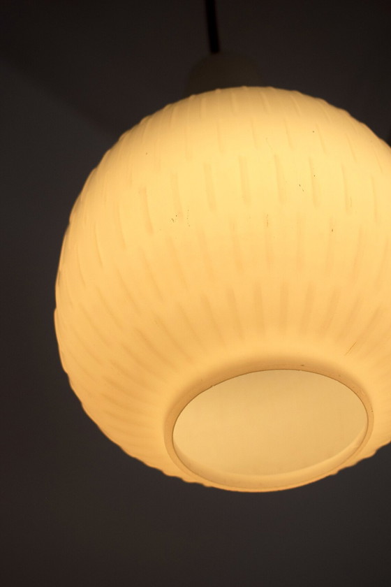 Image 1 of Lampada a sospensione vintage in vetro di latte di Aloys Gangkofner