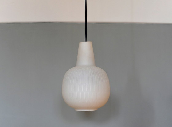 Image 1 of Lampada a sospensione vintage in vetro di latte di Aloys Gangkofner