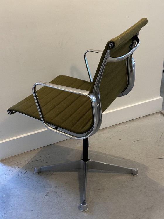 Image 1 of Eames Swivel Chair Herman Miller