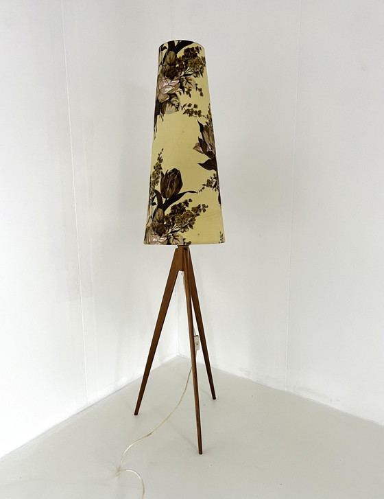 Image 1 of Lampada da terra con treppiede in teak anni &#39;60