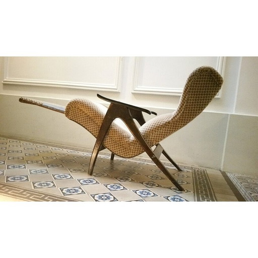 Wing loung chair with relaxation system - 1950