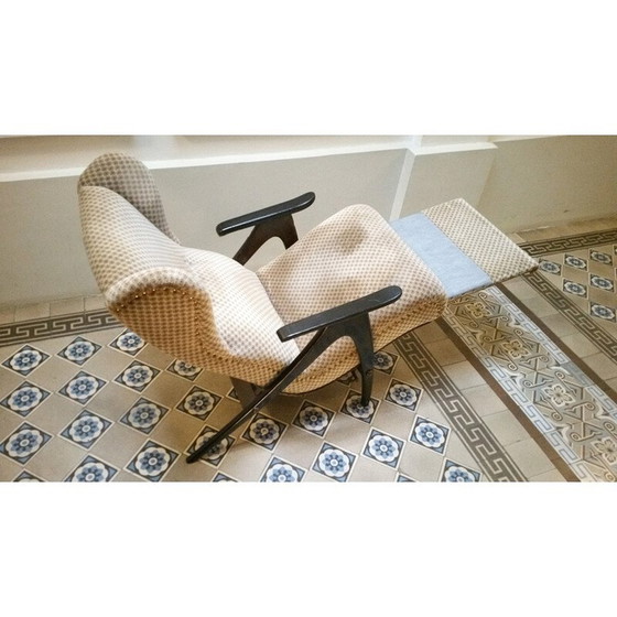 Image 1 of Sillón orejero con sistema de relajación - 1950