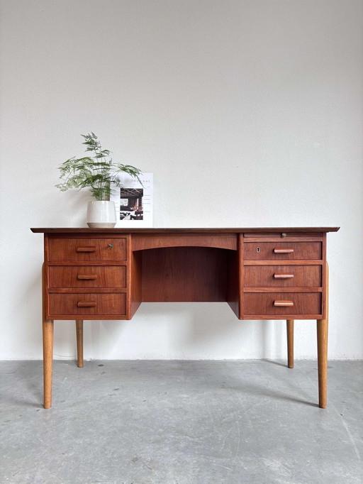 Vintage Desk Teak + Oak 2 Sides