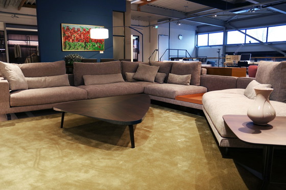 Image 1 of Molteni&C Octave Seating area