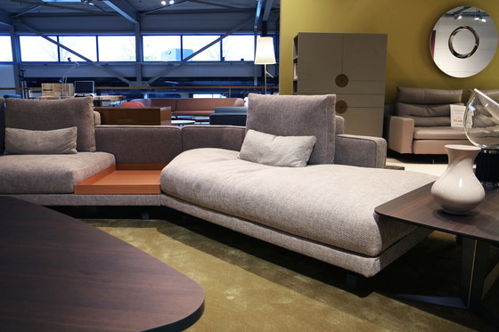 Image 1 of Molteni&C Octave Seating area