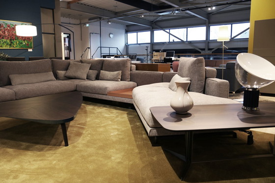 Image 1 of Molteni&C Octave Seating area