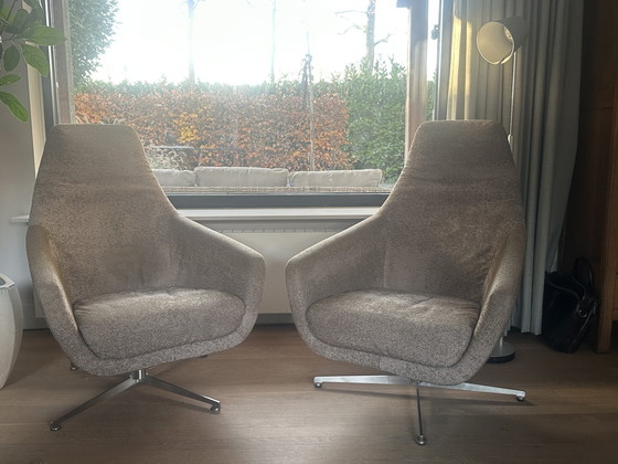 Image 1 of 2x Montis Enzo Armchairs With Swivel Foot