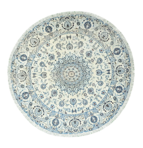 Image 1 of Hand-knotted Oriental Carpet Nain 9La With Silk Round- 200 X 200 Cm