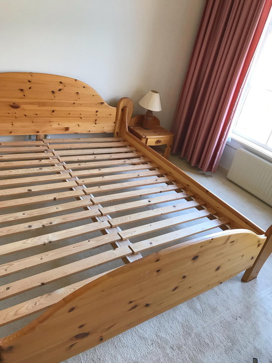 Image 1 of Pine double bed