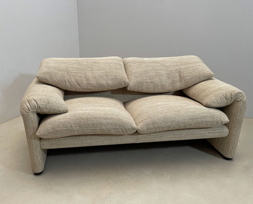 Maralunga 2-seater sofa by Vico Magistretti for Cassina