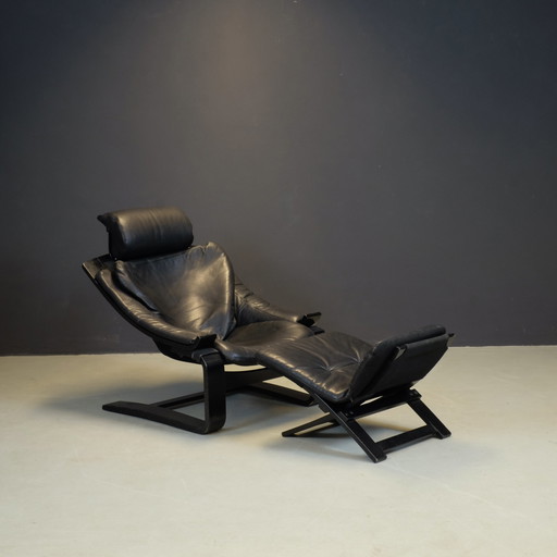 Chaise longue Kroken en cuir noir et ottoman par Åke Fribytter pour Nelo Möbel, 1970