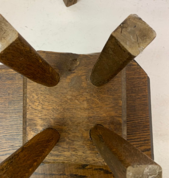 Ensemble de 3 tables gigognes brutalistes en bois de chêne, années 1970 – Tables basses, Wood, Vintage (photo 10 of 10)
