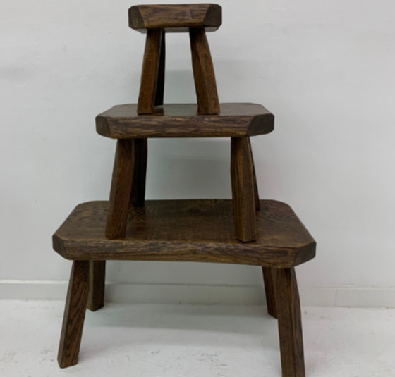 Ensemble de 3 tables gigognes brutalistes en bois de chêne, années 1970 – Tables basses, Wood, Vintage (photo 4 of 10)