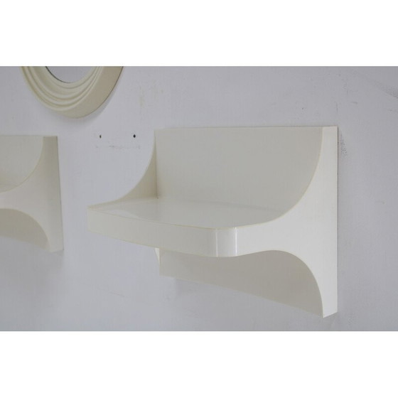 Image 1 of Set di specchio rotondo vintage e due ripiani, Cecoslovacchia anni '70