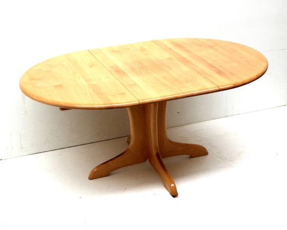 Image 1 of Table de salle à manger extensible vintage fabriquée dans les années 1970