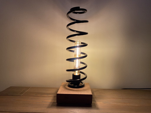 Black Metal Spring Lamp