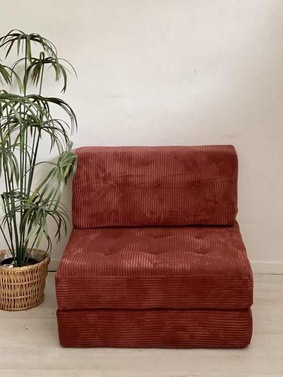 Image 1 of Poltrona letto vintage in tessuto a coste