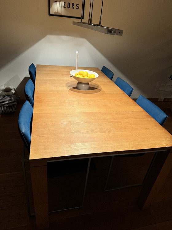 Image 1 of Leolux Vivre Dining Table