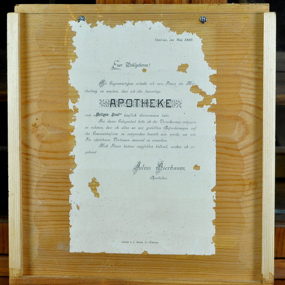 Image 1 of Armoire à pharmacie en chêne et pin, 1889