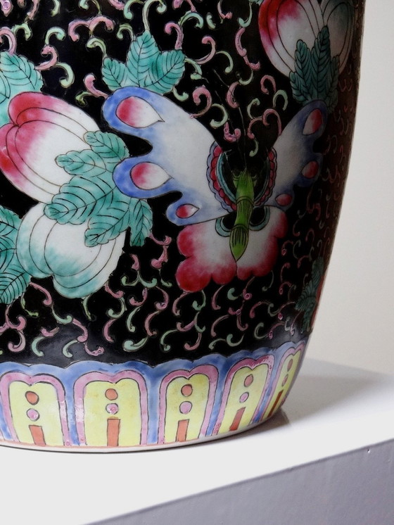 Image 1 of Large Antique Pot, Ginger Pot, Black Enameled Chinese Porcelain