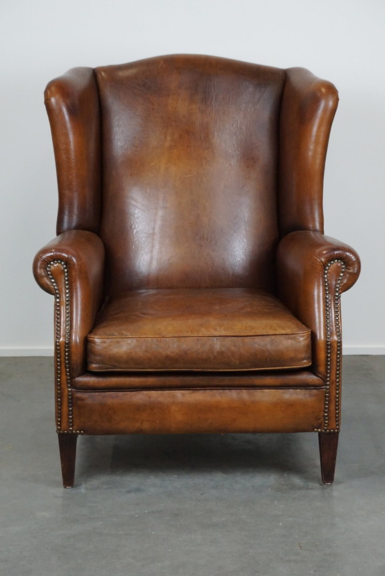 Image 1 of Fauteuil à oreilles en cuir de mouton