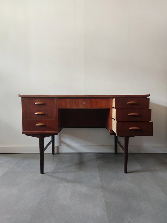 Image 1 of Vintage Danish Round Desk In Teak