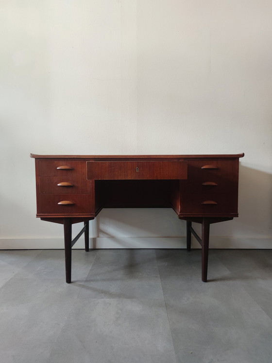 Image 1 of Vintage Danish Round Desk In Teak