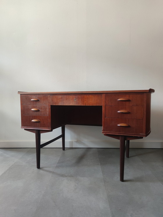 Image 1 of Vintage Danish Round Desk In Teak