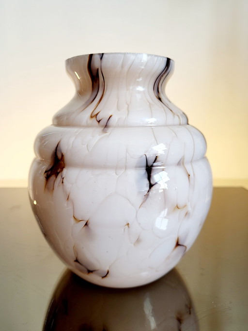 Art deco opaline glass vase, Verreries de Scailmont, Henri Heemskerk, Belgium