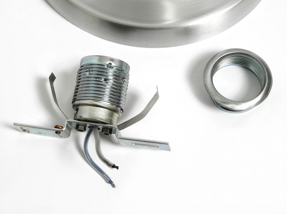 Image 1 of Due lampade da soffitto o da parete in alluminio rotonde in stile pop art spaziale degli anni '60