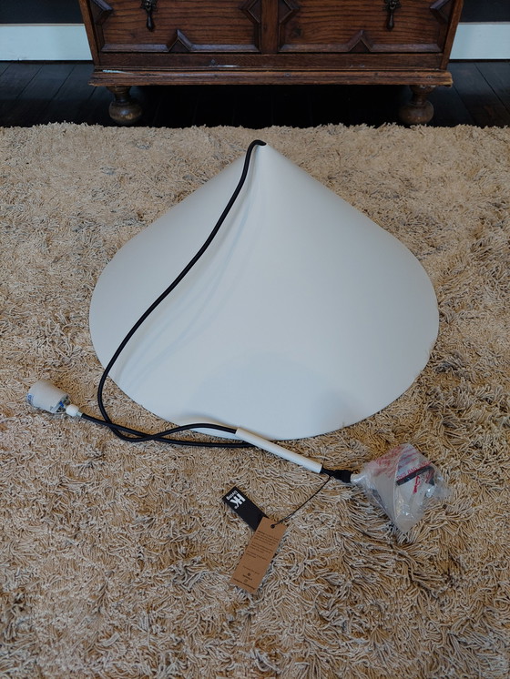 Image 1 of HK Living Triangle lamp L